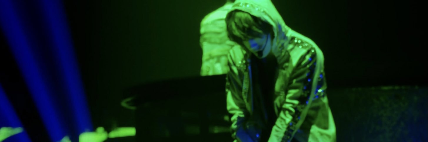 爽健美茶 banner