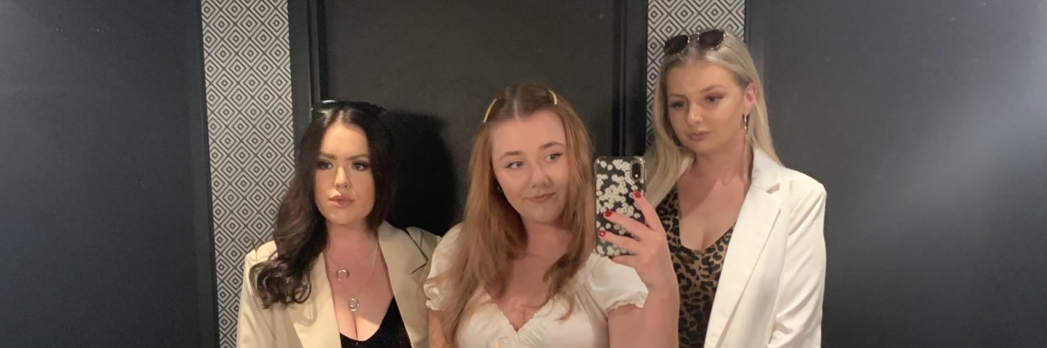 Francescaa_17's profile banner image