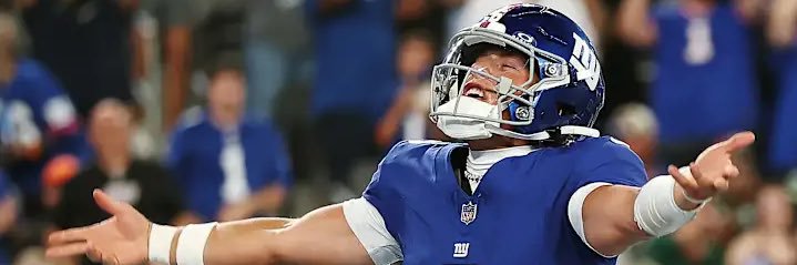 TheWeirdOne🗽 banner