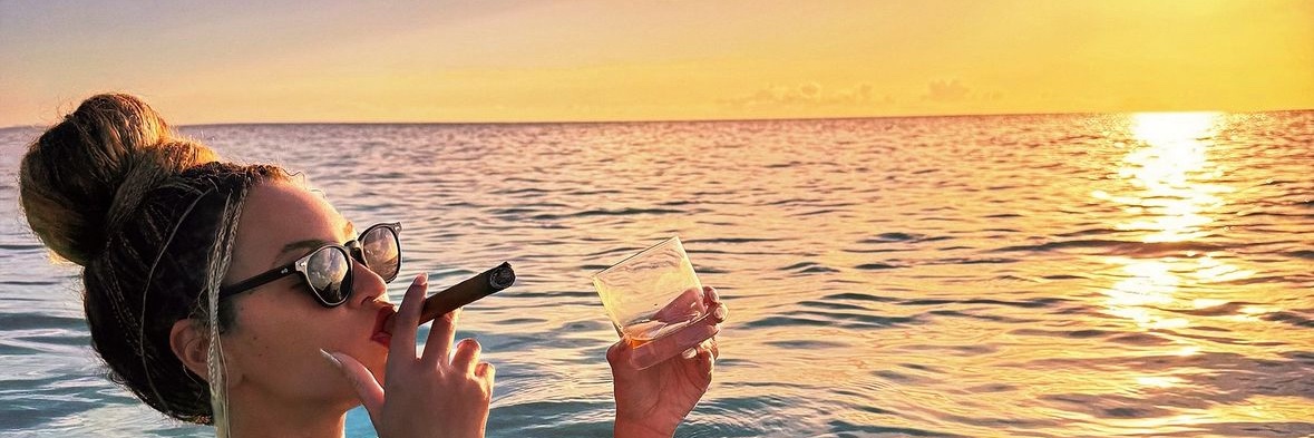 Dee (Miss Kenya)🇰🇪 ✨ banner