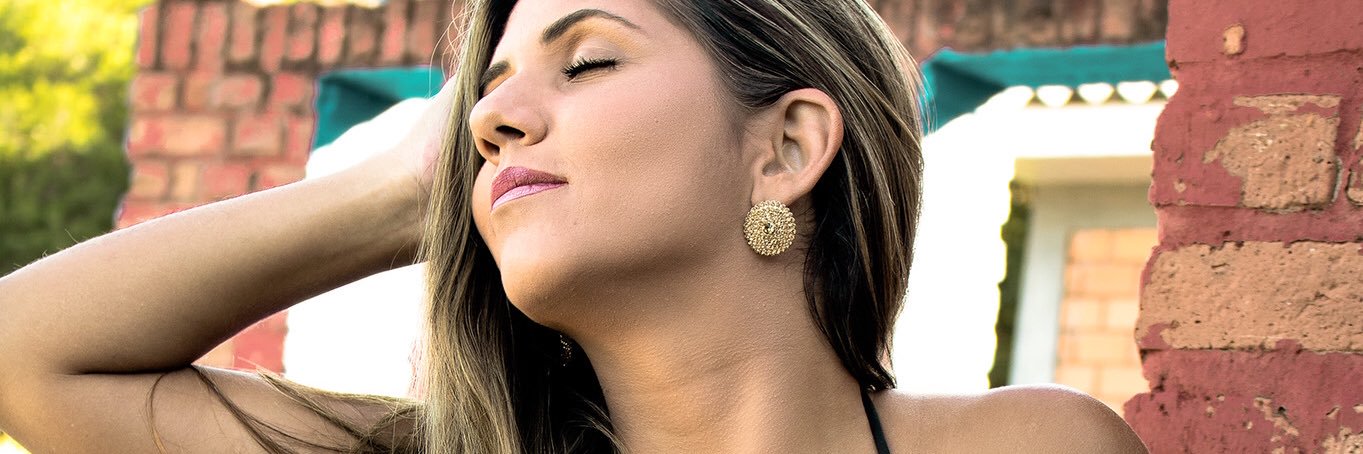 MariaRe57731871's profile banner image