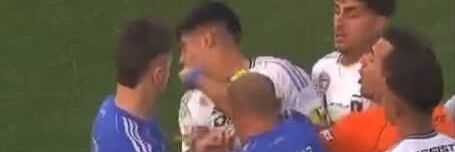 Harry PARECE FELIZ PERO TEME AL CHISTENARIO banner