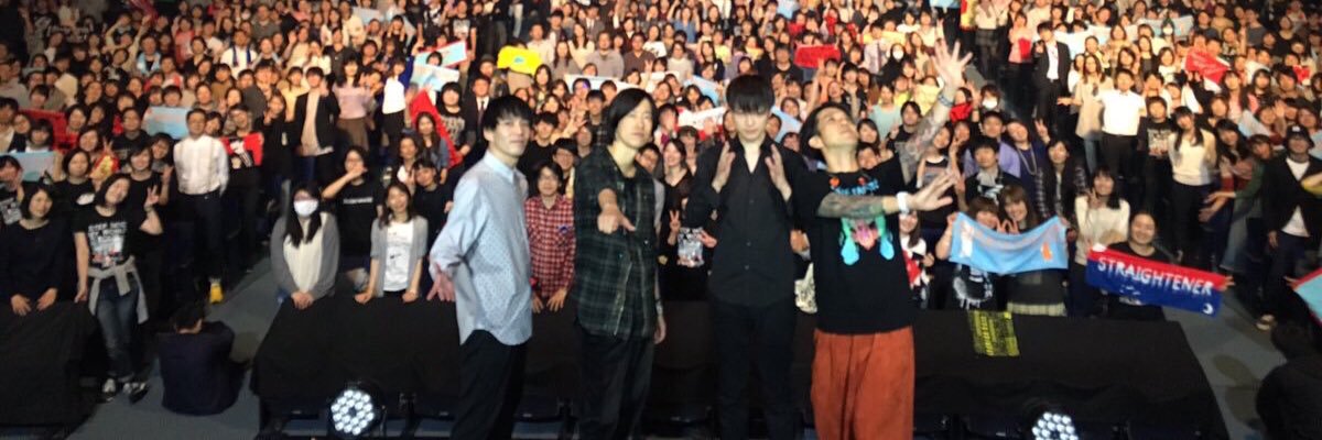manamum's profile banner image