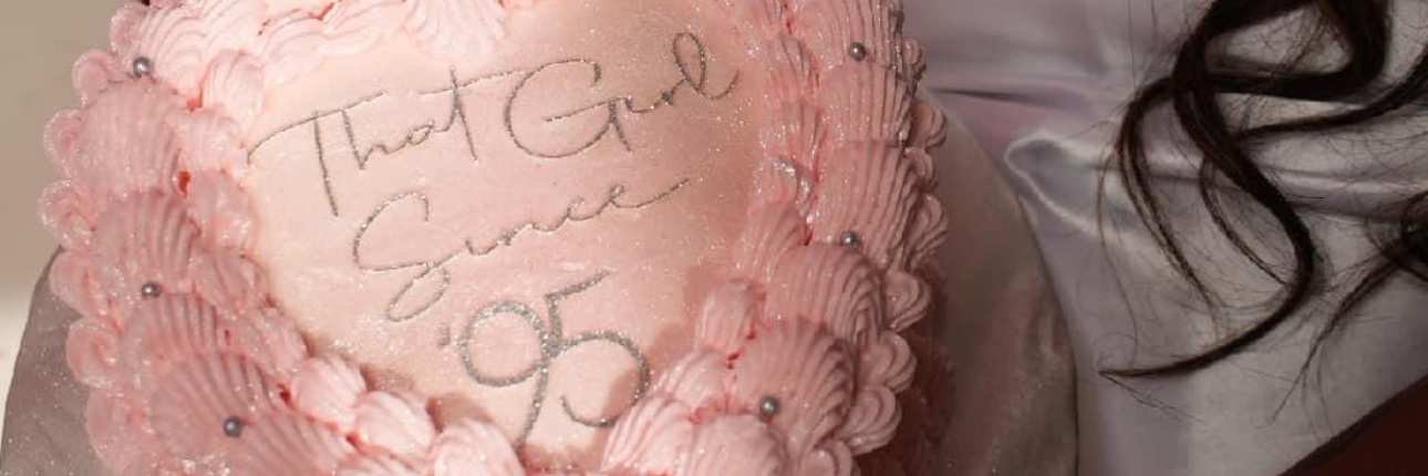 shesqua's profile banner image