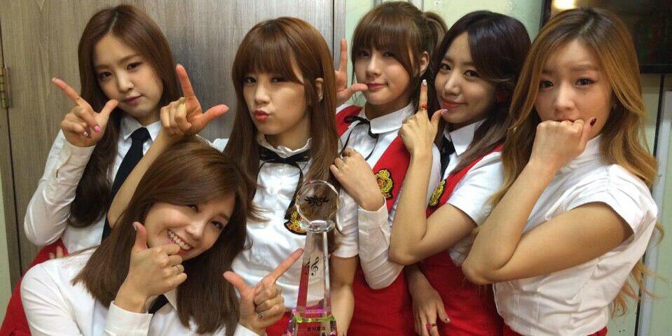 Une_G's profile banner image