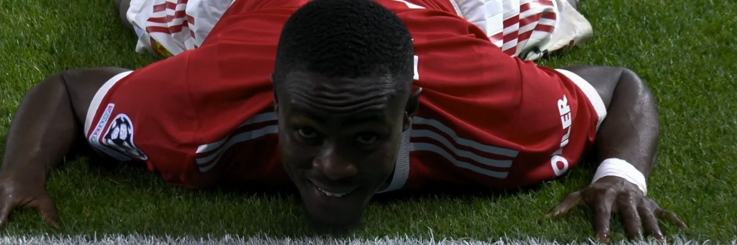 __Red's profile banner image