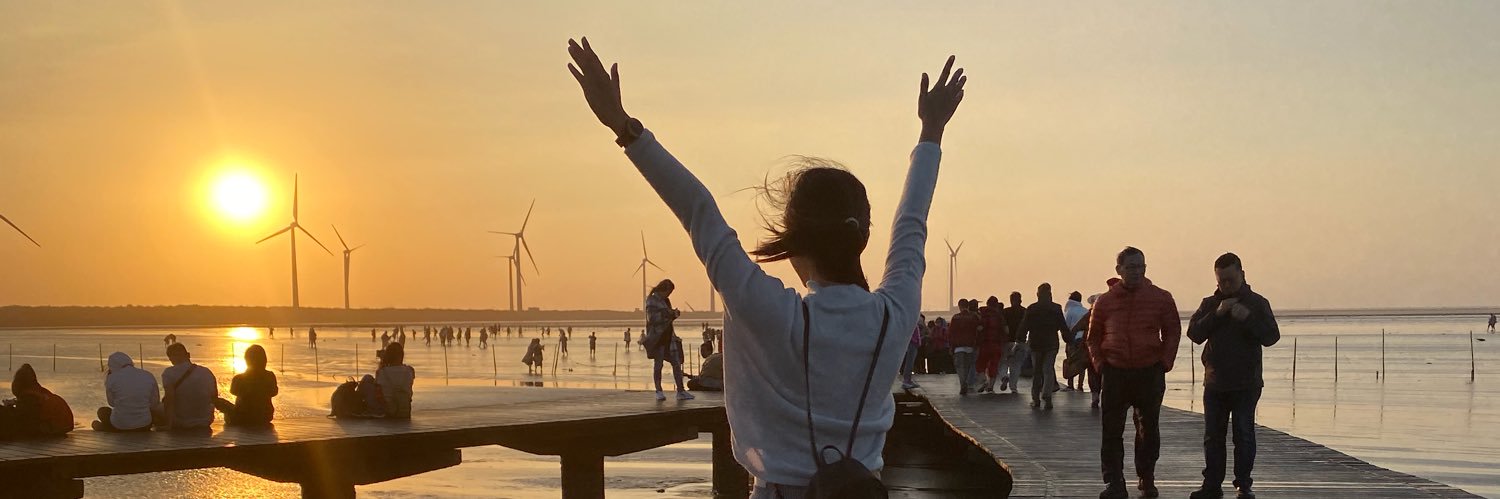 MonicaAmors's profile banner image