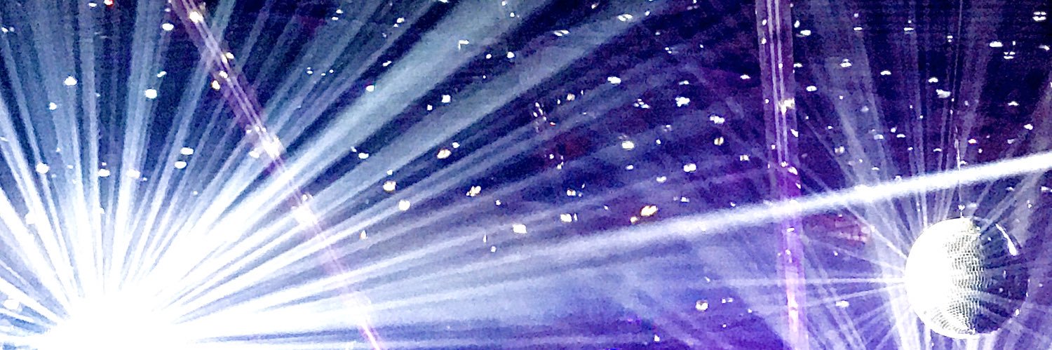 lawrmai's profile banner image