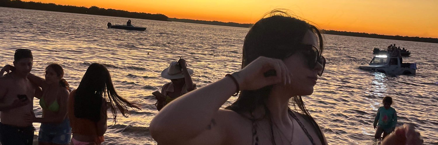 MrtinzVictoria's profile banner image