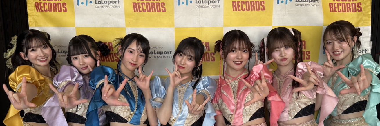 mzaofe's profile banner image