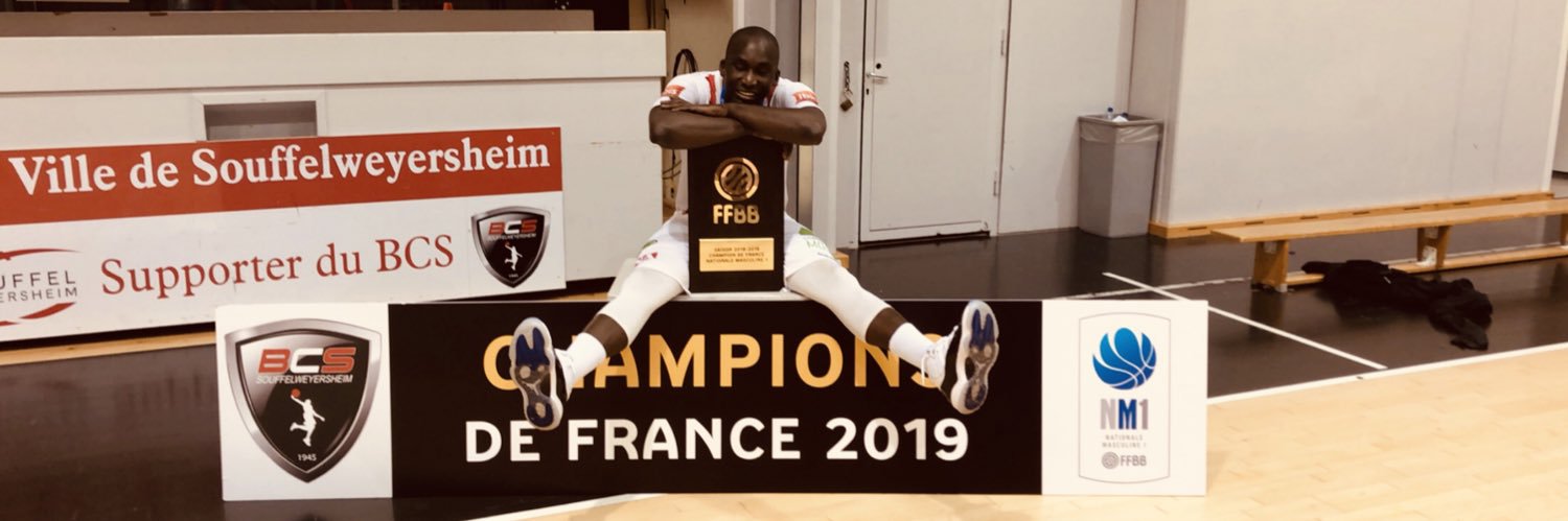 deemelo10's profile banner image