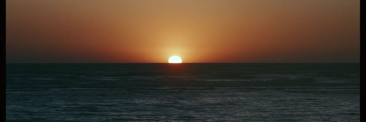 farisahizz's profile banner image