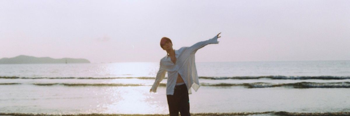 znwstr's profile banner image