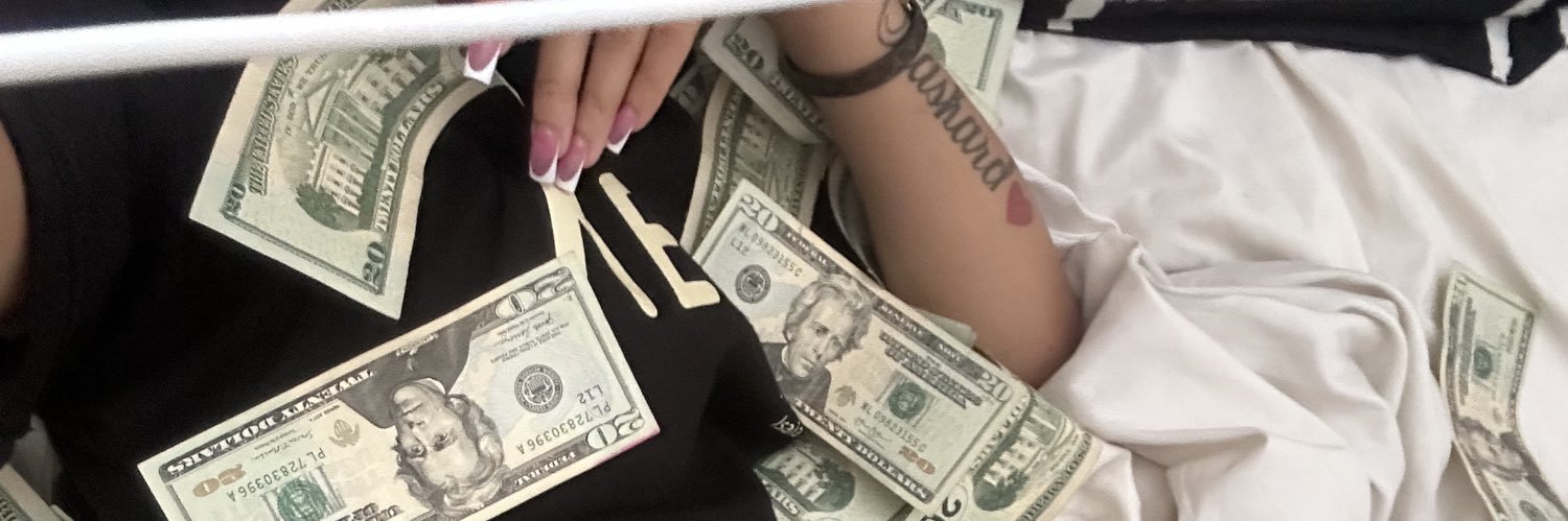 vine🎀..'s banner