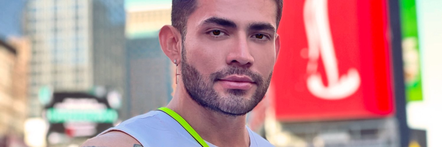 Moy Suárez 😎 banner