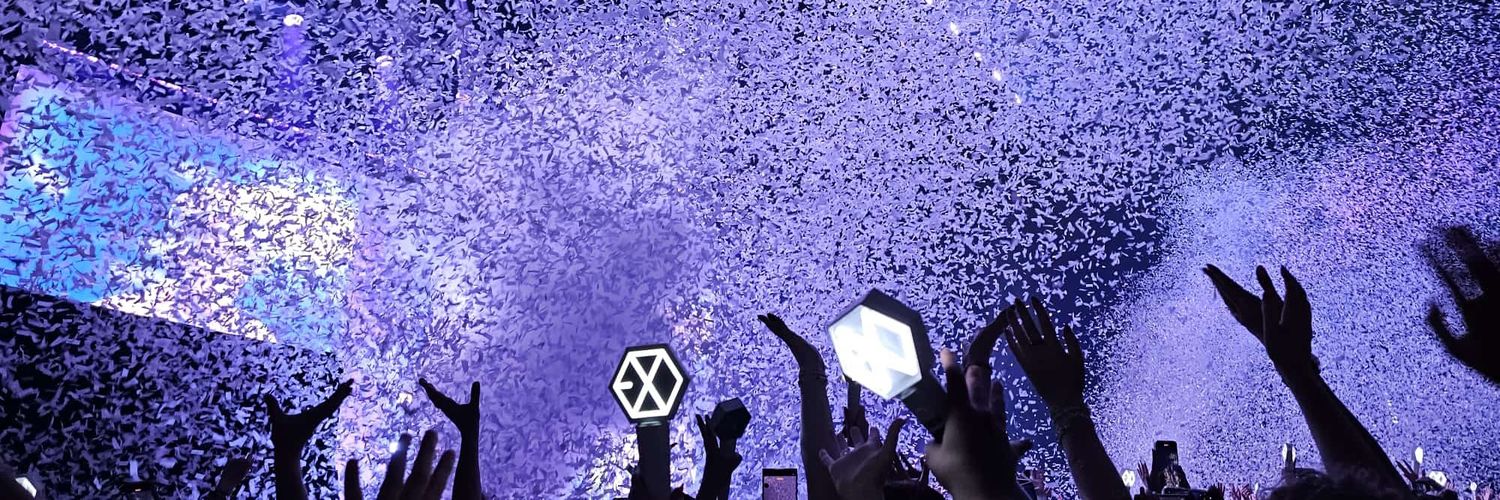 XOXO banner