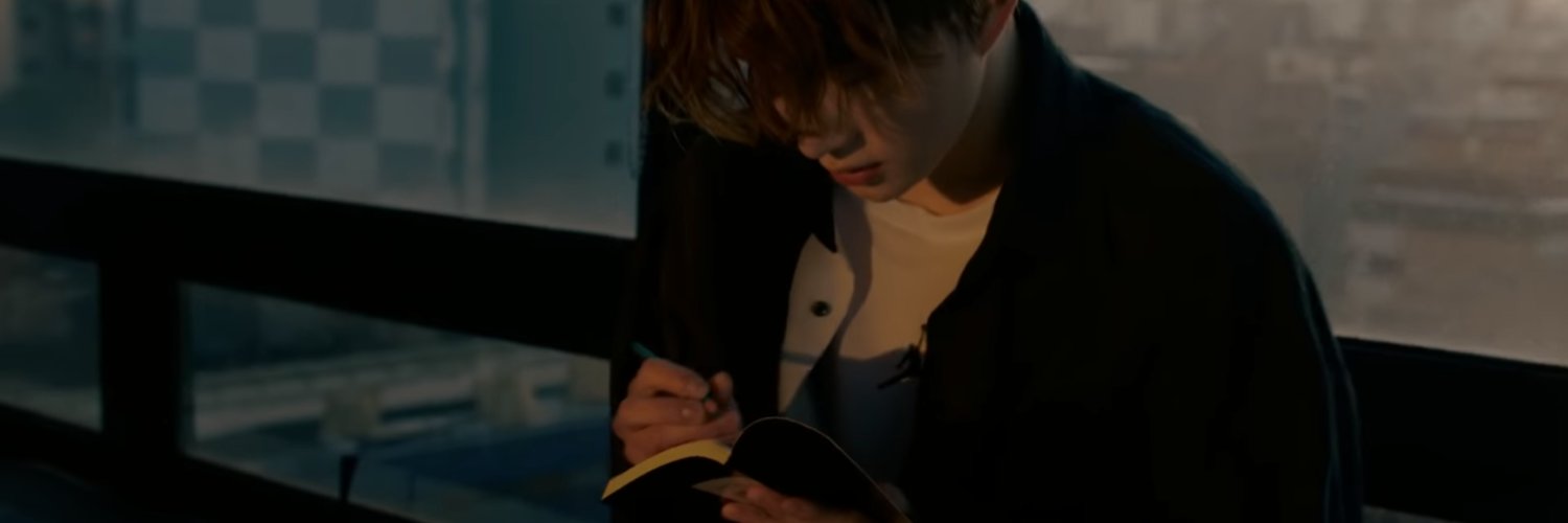 neoswoo's profile banner image