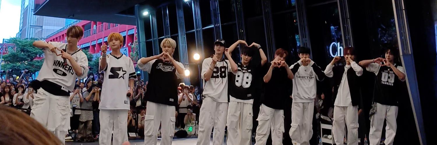 yj_____56's profile banner image