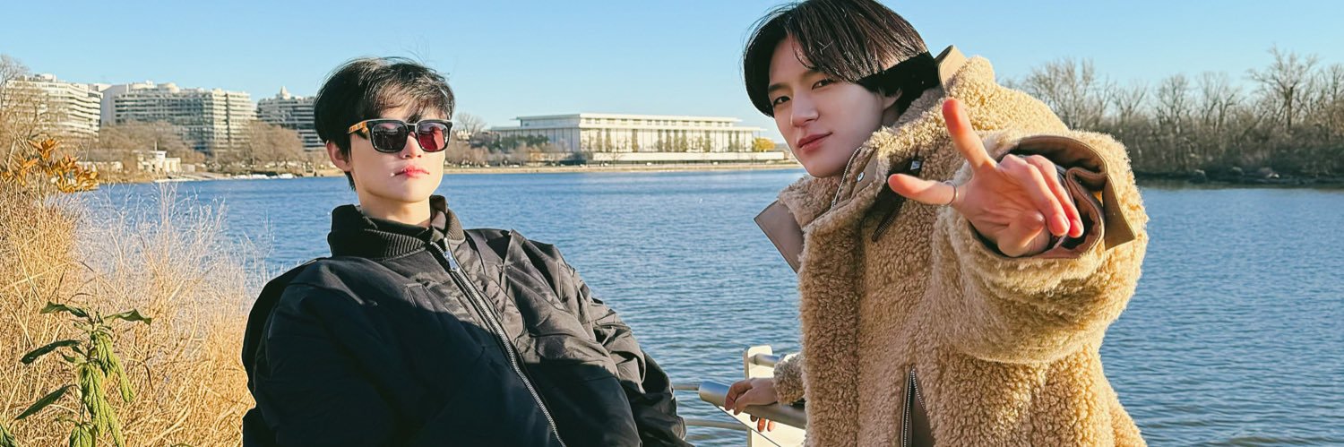 re ⋆.˚🦋༘⋆ banner