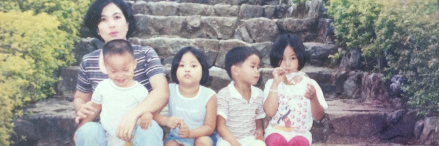 gladtiongson's profile banner image