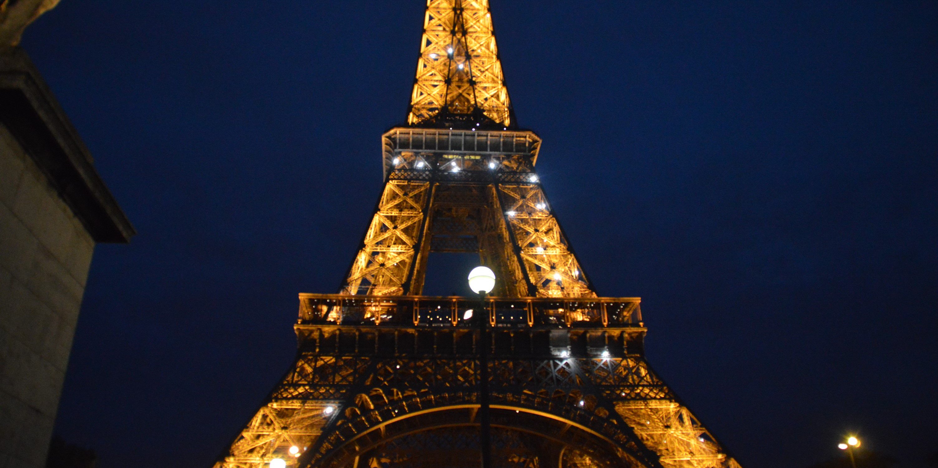 L banner