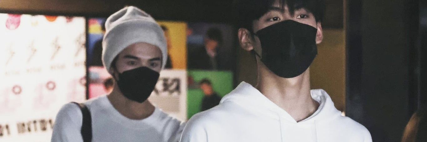 y;- banner