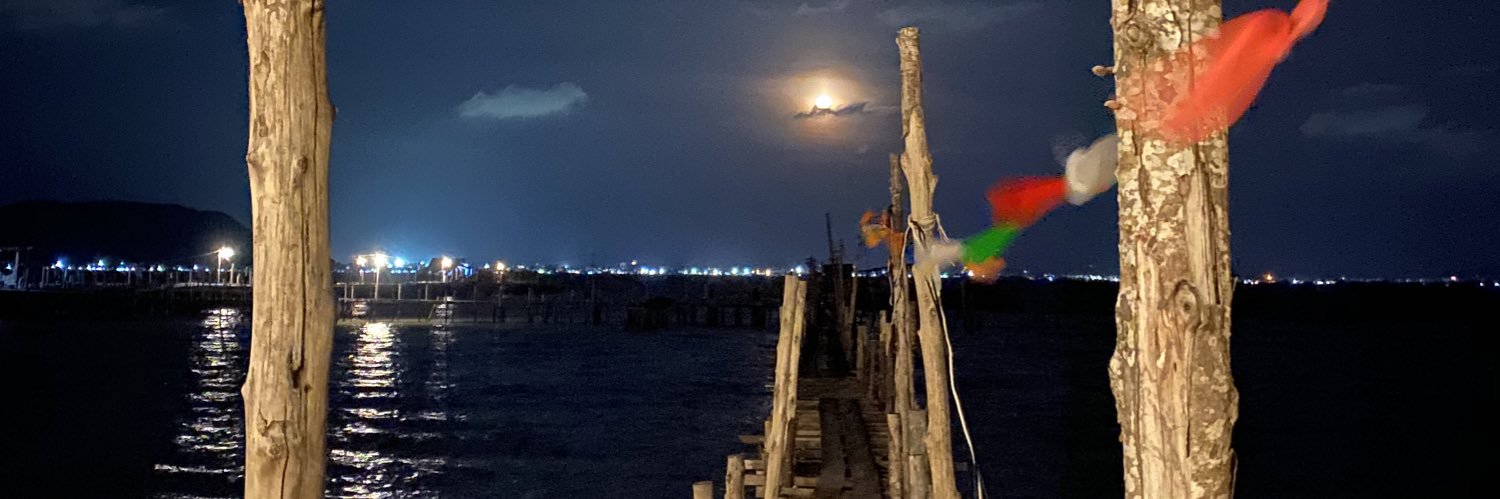 makissy's profile banner image