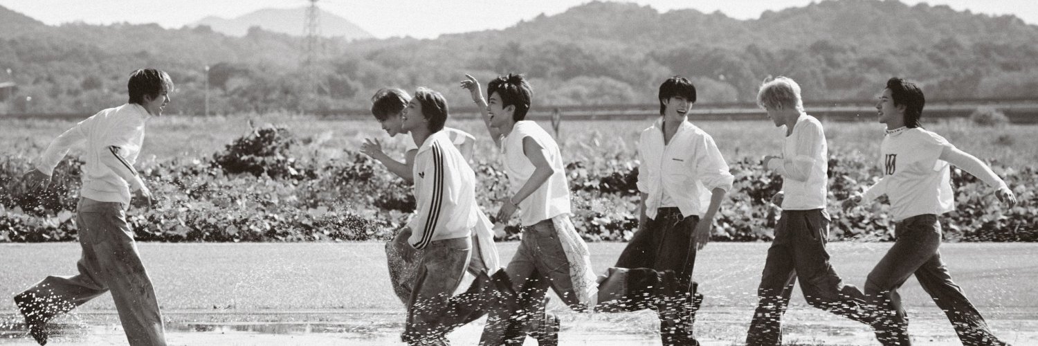 b e a r ✦ banner