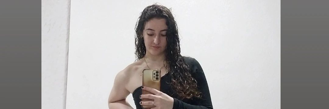 vitoriafaciochi's profile banner image