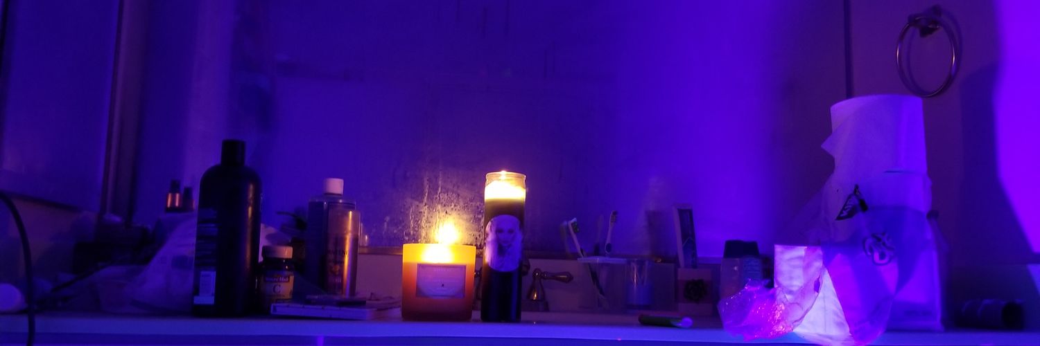 twunks's profile banner image