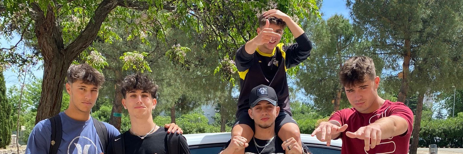 miguel_mtnez8 banner