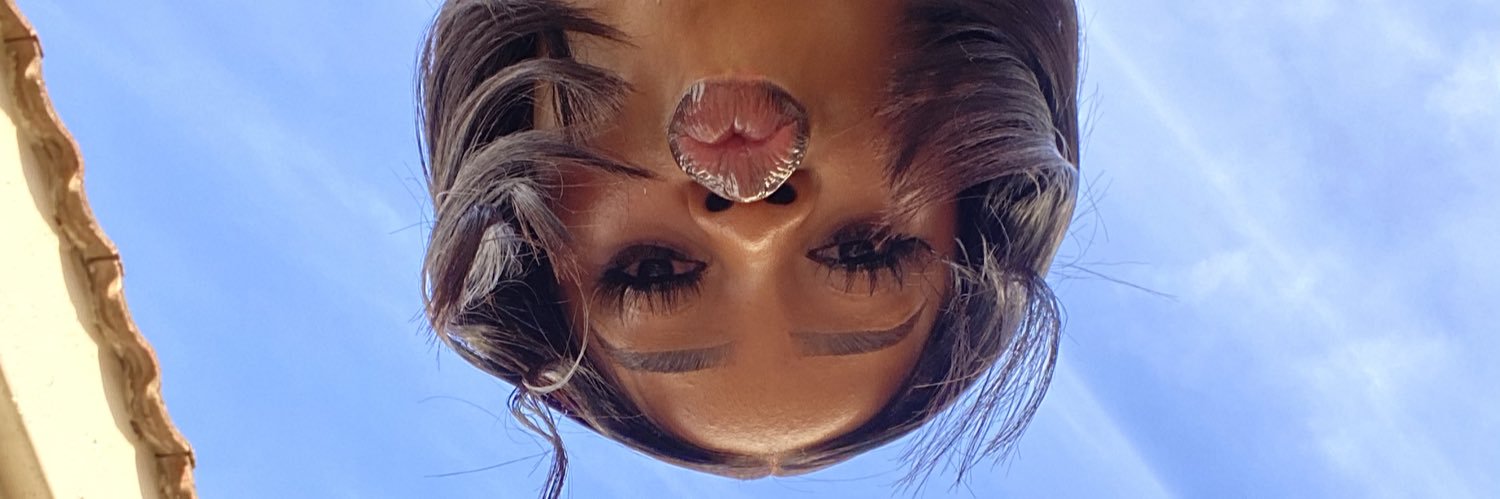 Island gworl🏝️'s banner