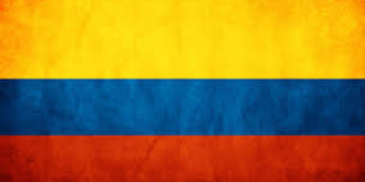 87AnaMR's profile banner image