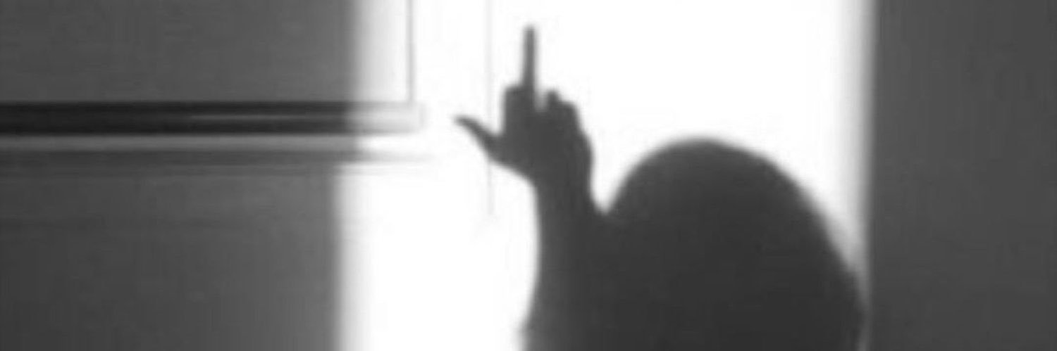 🦋YO🖤 banner