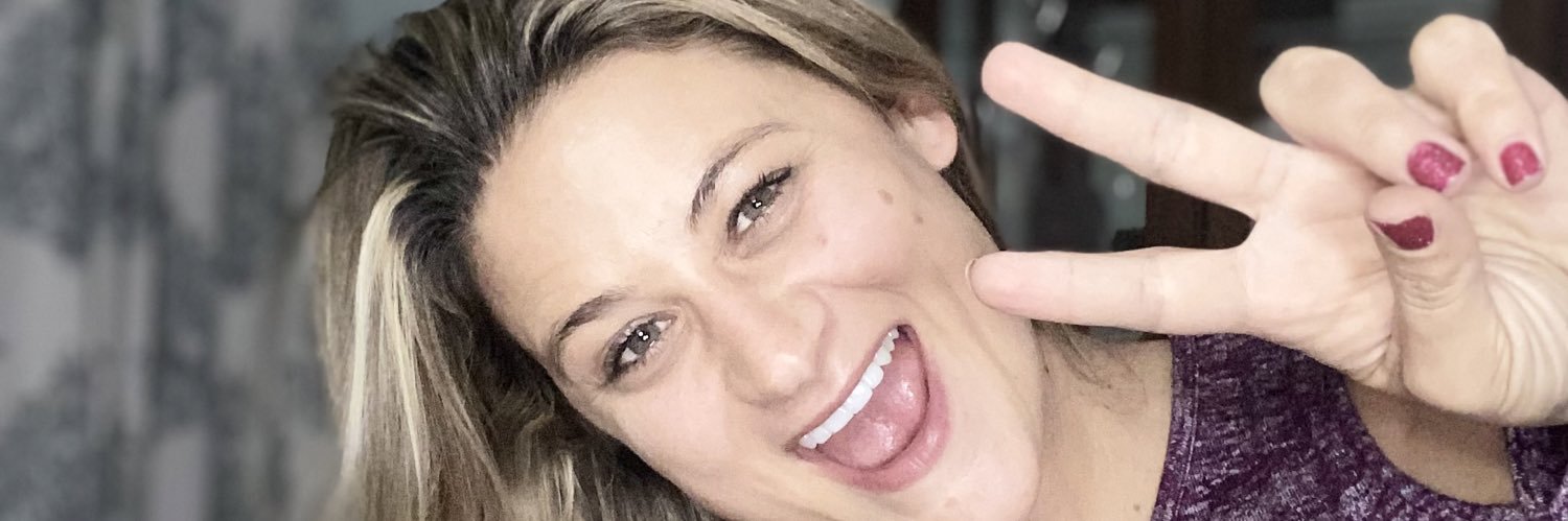 leahbeday's profile banner image