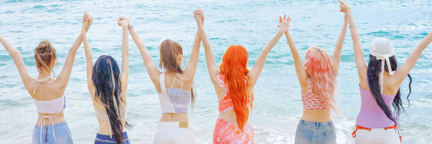 STAYC(스테이씨)'s banner