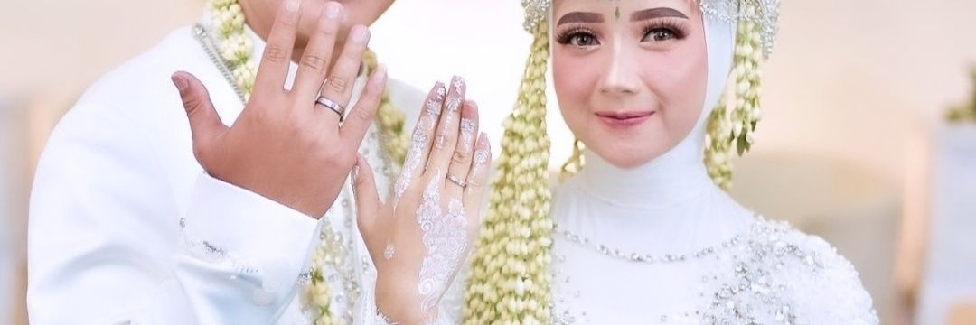 LinaFitriN's profile banner image