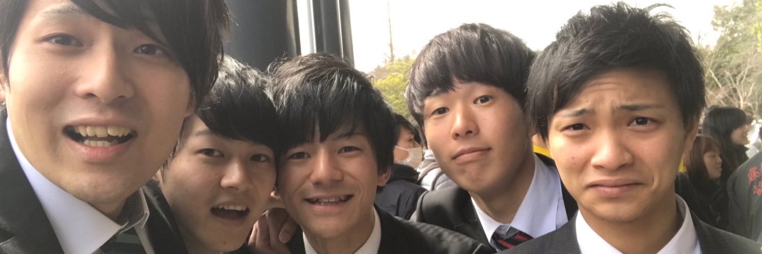 sy_hrsm's profile banner image