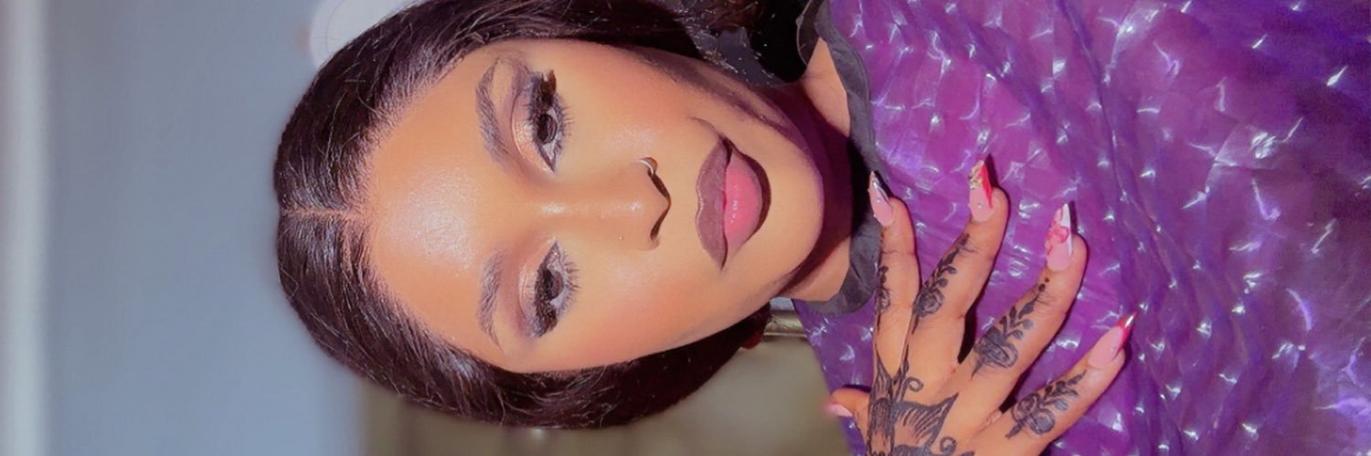 ❤️ زينة🦋's banner