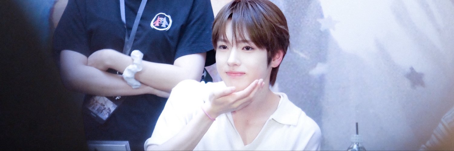 iwish_ya18's profile banner image