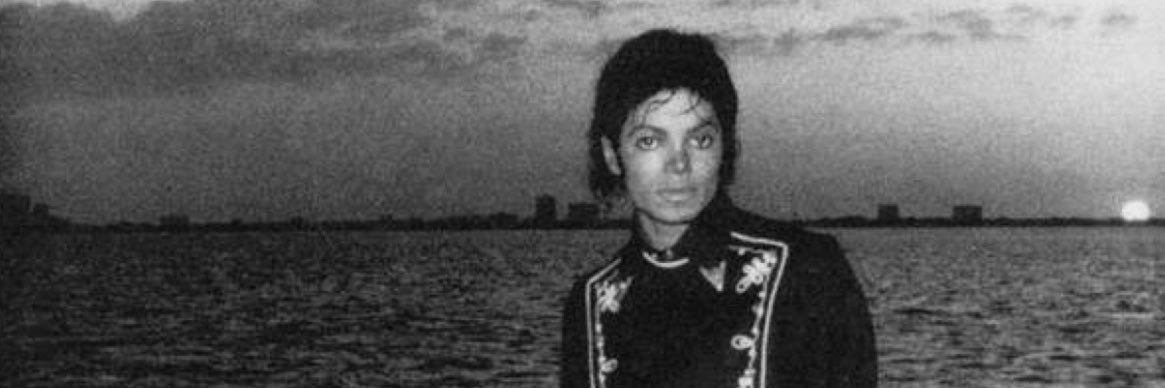 m ᥫ᭡.'s banner