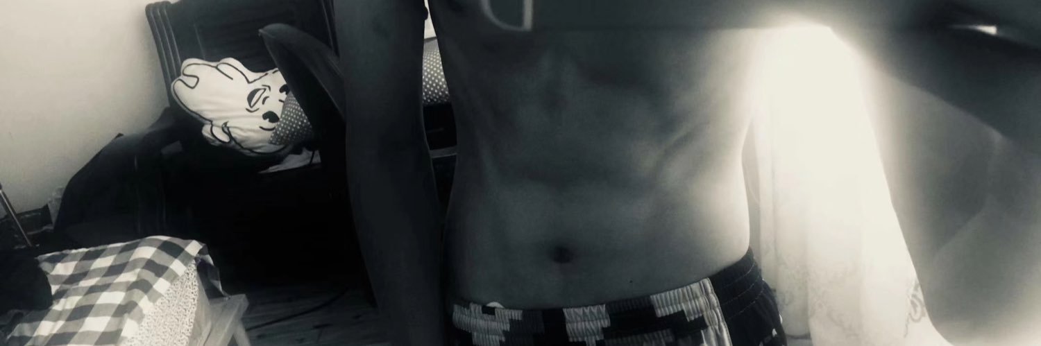 Model banner