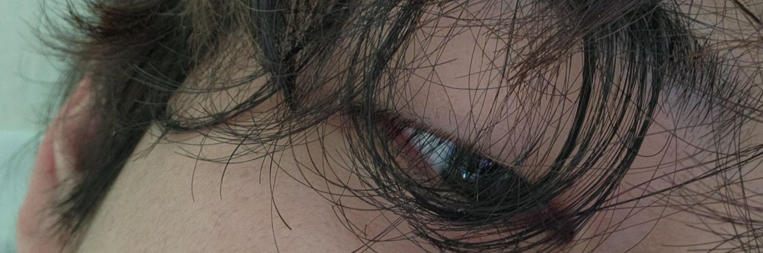 M banner