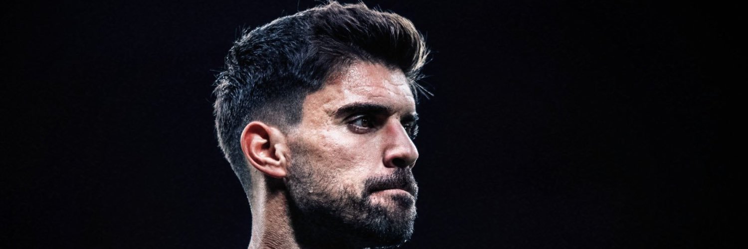 E8_15's profile banner image