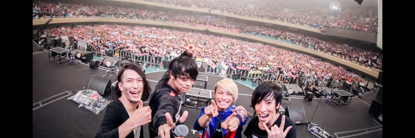 h9474's profile banner image