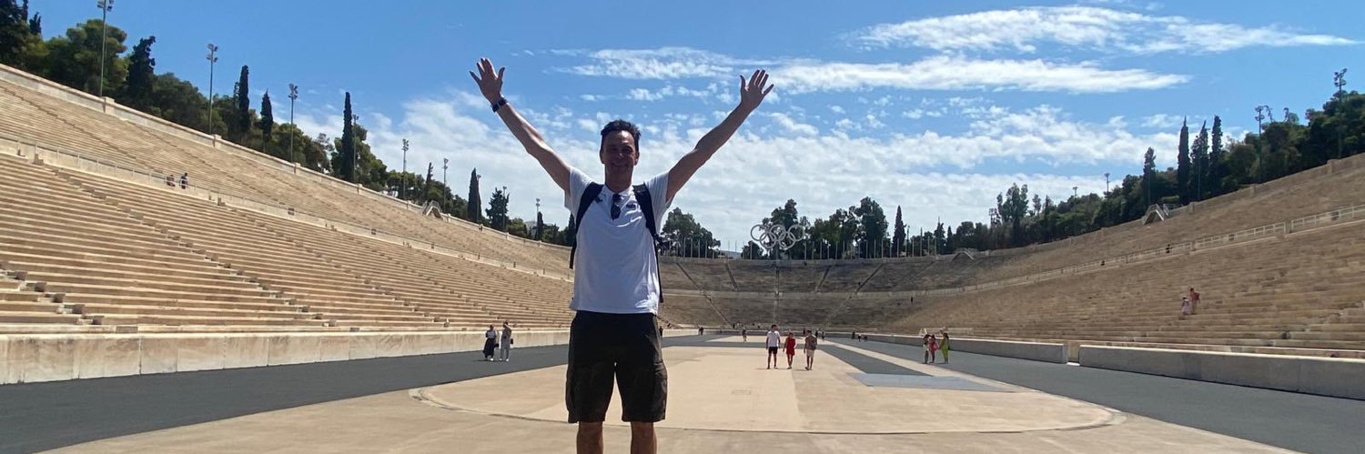 Howard Hughes 🏃🏻‍♂️⚽️🐝 banner