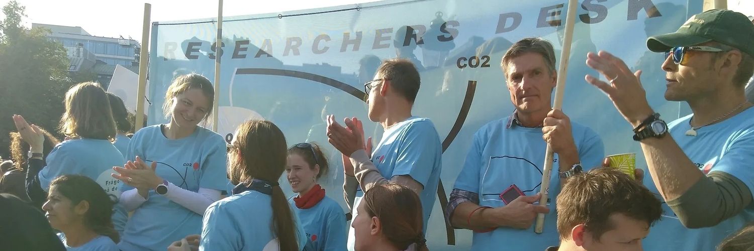 Researchers Desk banner