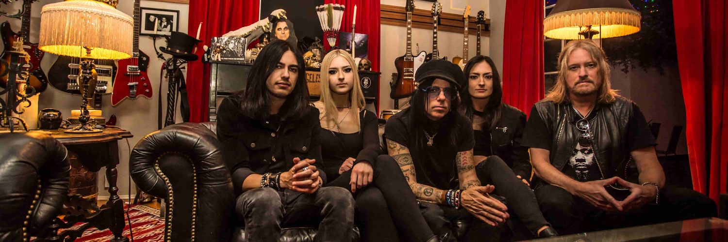 Crossbone Skully banner