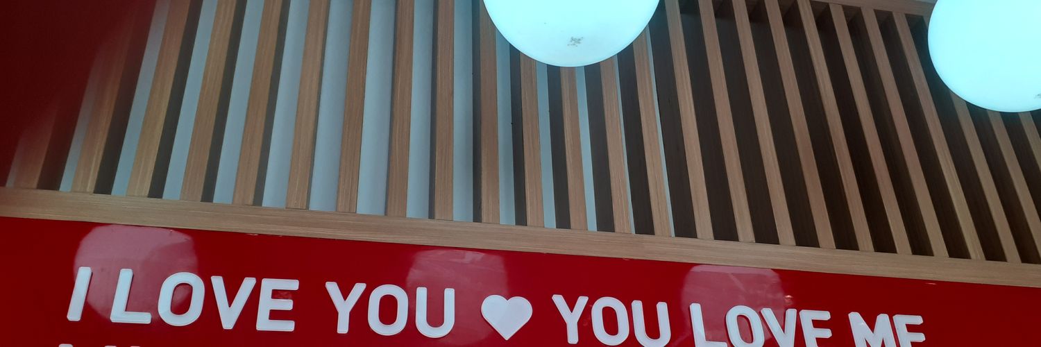 oucheesecake's profile banner image