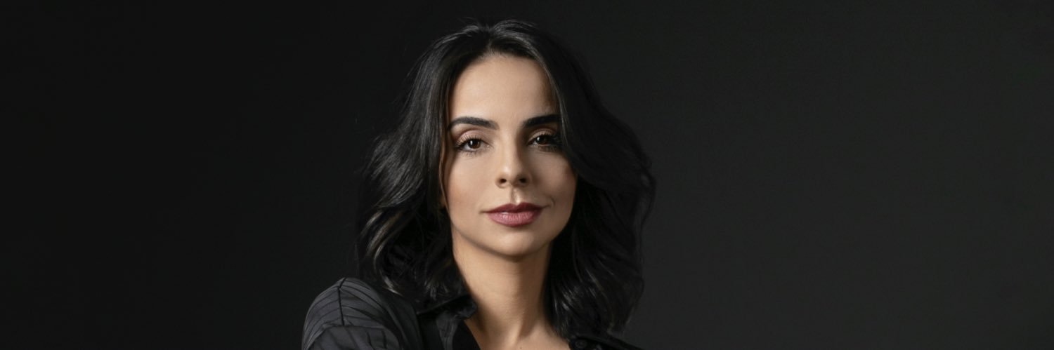 isabelle_lopes's profile banner image